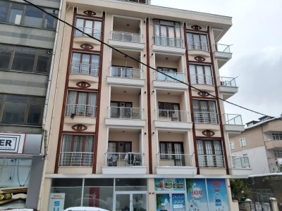 SANCAKTEPE SARIGAZİ ATATÜRK CADDESİNE İKİNCİ BİNA SATILIK 140 M2 DÜKKAN
